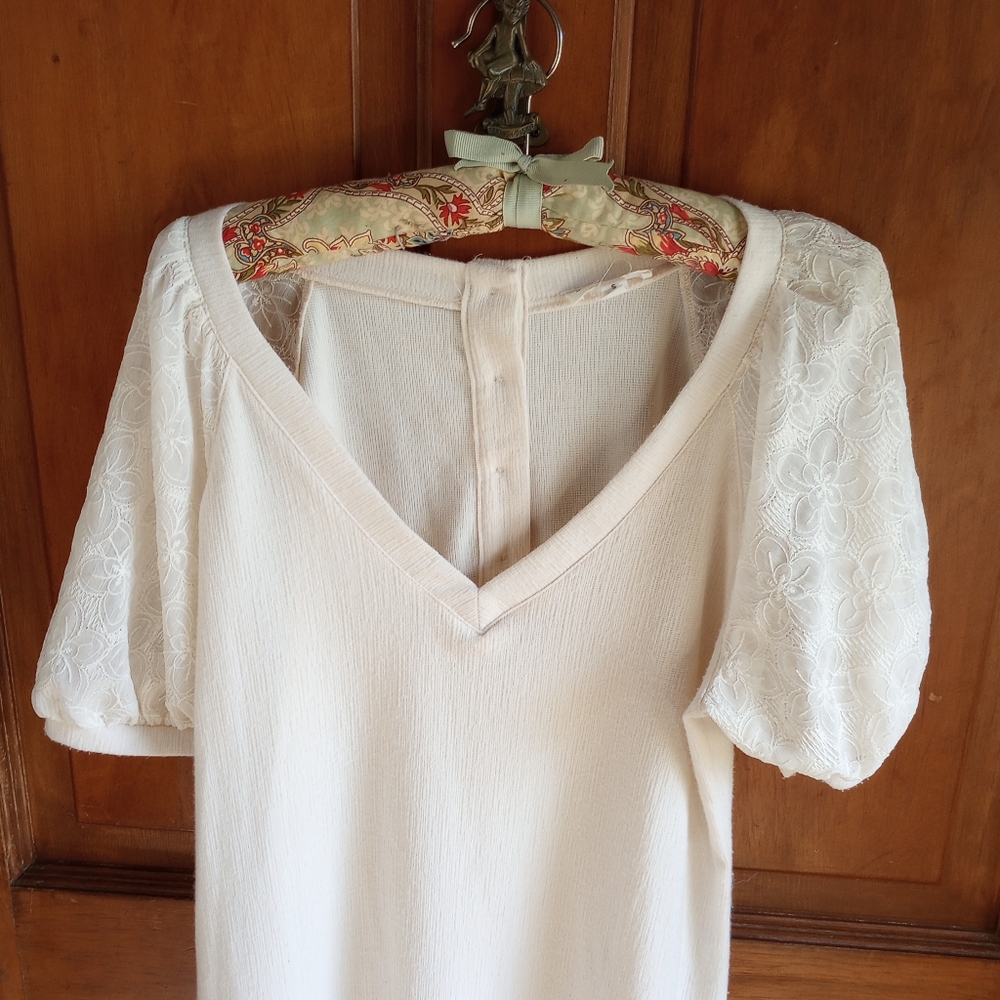 Cream White knit puff sleeve mini dress